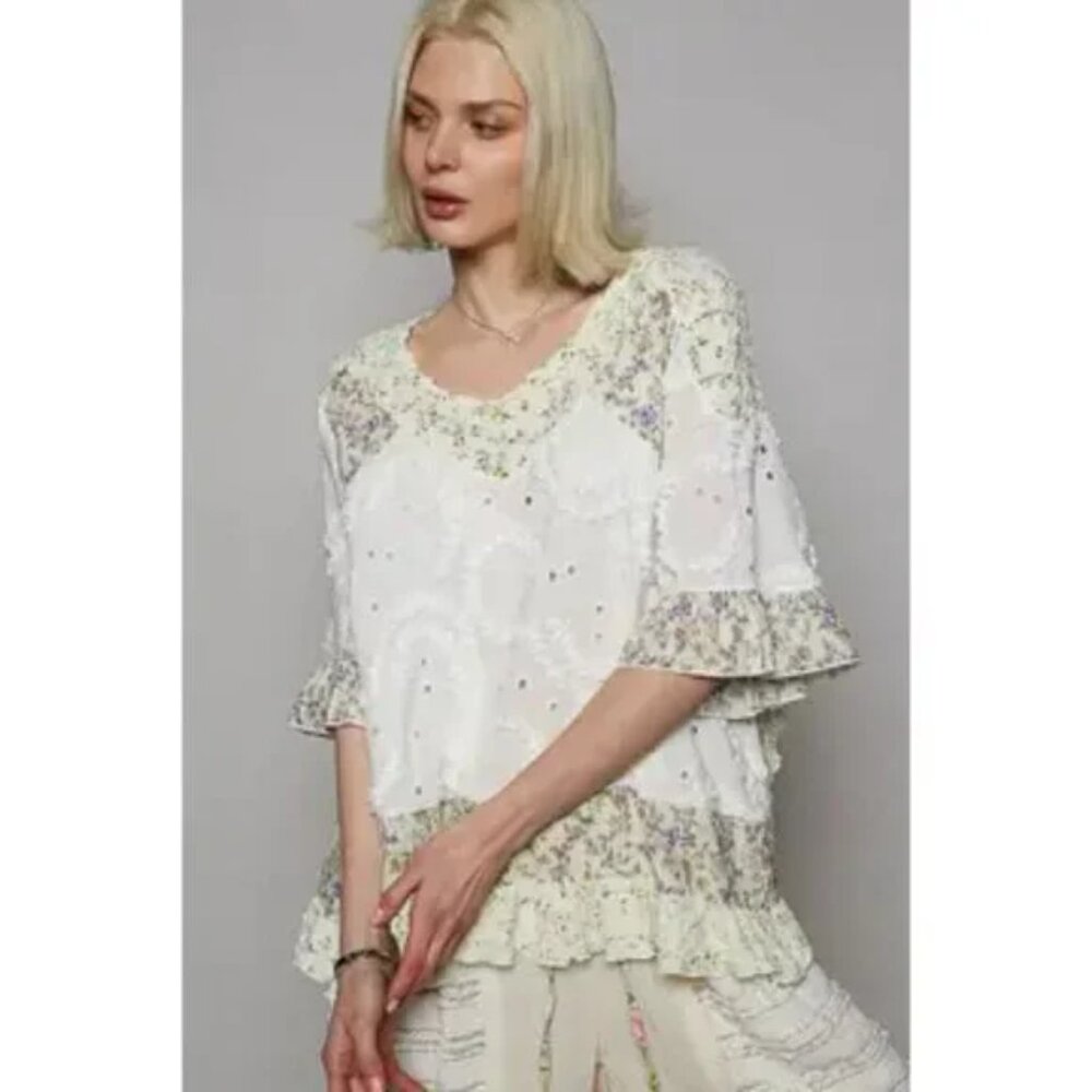 POL Lace Floral High Low Top Size Medium